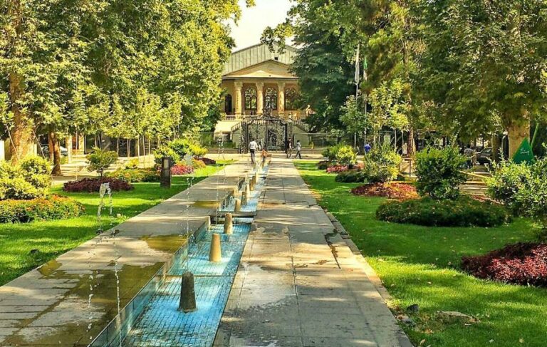 باغ فردوس