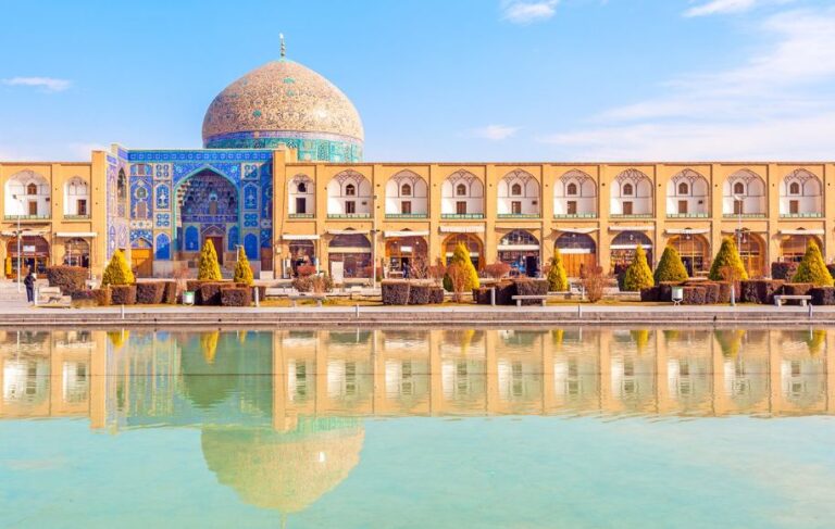 مسجد شیخ لطف الله