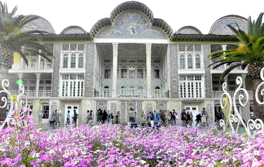 بغ گل باغ ارم شیراز