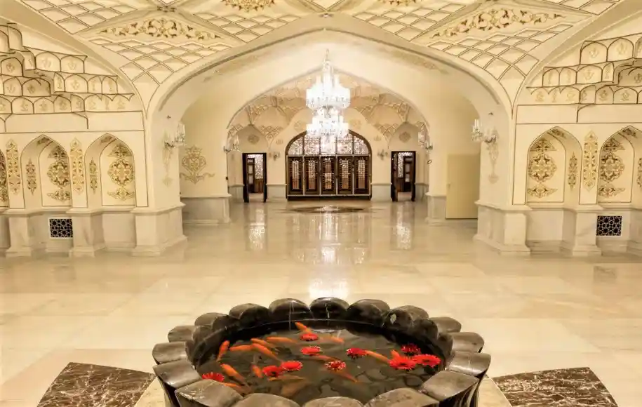 بازار سنتی ایران مال