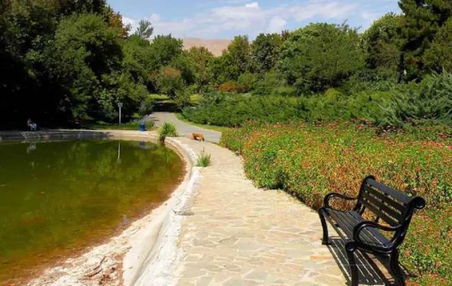 مسیر پیاده رویباغ ملی گیاه شناسی